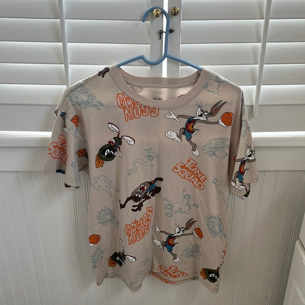 LOONEY TUNES SPACE JAM “A New Legacy” Tee Tan Short Sleeve Shirt